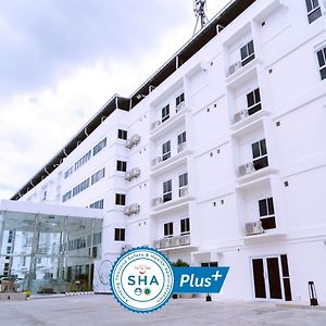 Thewhitehotel By Charoensri - Sha Extra Plus Udon Thani Exterior photo