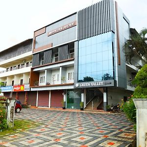 Green Valley Residency Hotel Kattappana Exterior photo