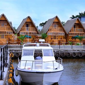 Pelican Lodge & Marina Entebbe Exterior photo