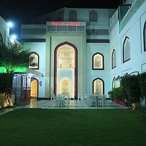 Hotel Darbar-e-Khas Continental Bareilly Exterior photo