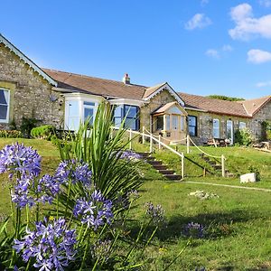 Needles Cottage Totland Exterior photo