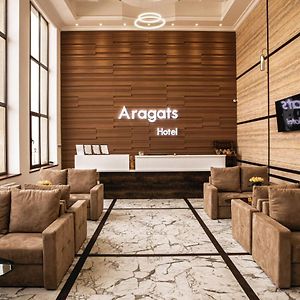 Aragats Hotel Exterior photo