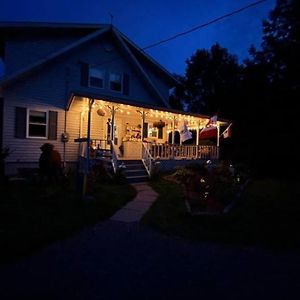 Forest & Lake Pei Bed & Breakfast Bed and Breakfast Murray Harbour Exterior photo