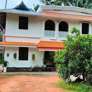 Munroe Lagoons Appartement Kollam Exterior photo