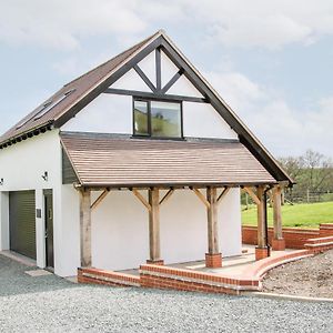 Gerry'S Place Appartement Church Stretton Exterior photo