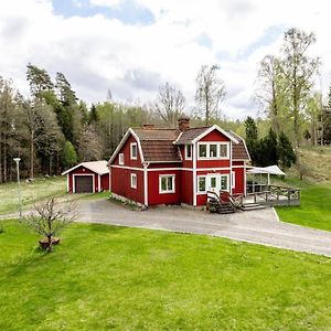 Holiday House With Fantastic Location And 300 M To Its Own Lake Shore Rydaholm Exterior photo