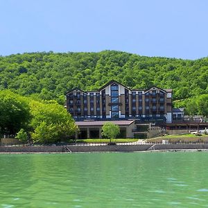 Macara Lake Park Hotel Quba Exterior photo