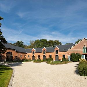 Aux Bois Dores De La Ferme De Sorval, Animaux De La Ferme, Fitness Villa Selvigny Exterior photo