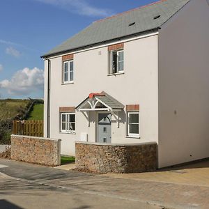 4 Trerammet Crescent Villa Tintagel Exterior photo