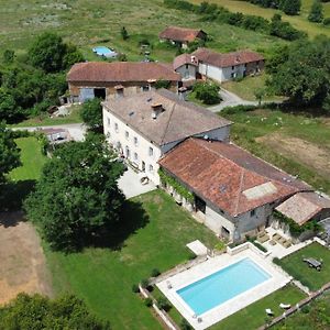 Les Picardies Bed and Breakfast Lesterps Exterior photo