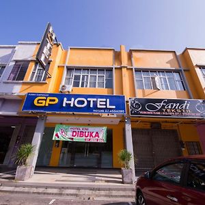 Golden Pearl Hotel Batu Pahat Exterior photo