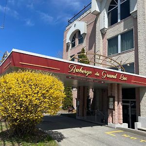 Auberge Du Grand Lac Magog Exterior photo