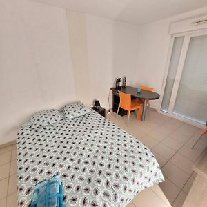 Studio Equipe Face Chu Appartement Saint-Priest-en-Jarez Exterior photo