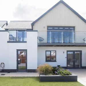 Beside The Sea & Beach - Panoramic Sea Views Villa Westward Ho!  Exterior photo