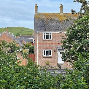 The Beach House Villa Bridport Exterior photo