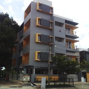 The Vihar Service Apartment Mysore Exterior photo
