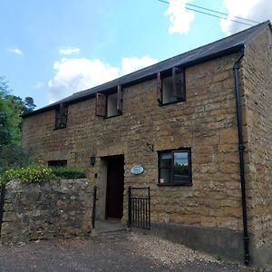 The Old Dairy Villa Bridport Exterior photo