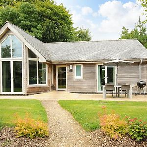 Swandown, 3 Blackdown Villa Chard Exterior photo