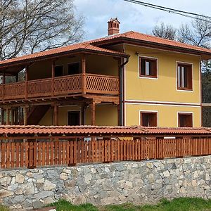 Къща За Гости Феникс Hotel Koprivshtitsa Exterior photo