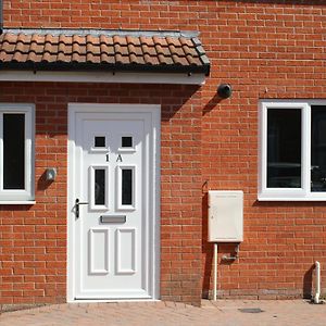 Carvetii - Phoenix House - Near Hospital, Max 8 Ppl Appartement Carlisle  Exterior photo