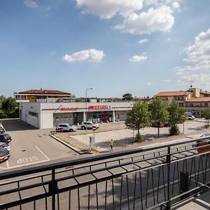 Italianway - Vat 52 Appartement Udine Exterior photo