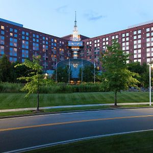 Hilton Boston Logan Airport Hotel Exterior photo