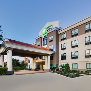 Holiday Inn Express & Suites San Antonio Nw Near Seaworld, An Ihg Hotel Exterior photo