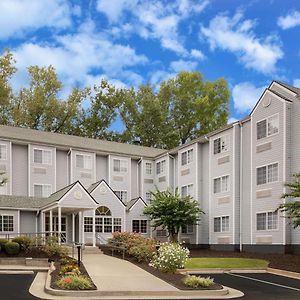 Microtel Inn & Suites By Wyndham Atlanta Buckhead Area Exterior photo