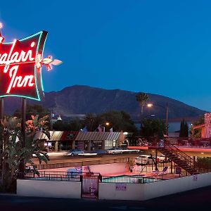 Safari Inn, A Coast Hotel Burbank Exterior photo