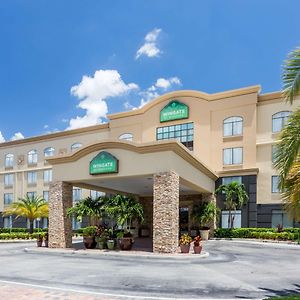 Wingate By Wyndham, Universal Studios - Free Theme Park Shuttle Orlando Exterior photo