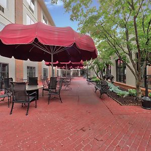 Doubletree By Hilton Bloomington Hotel Exterior photo