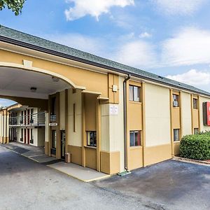 Econo Lodge Inn & Suites Matthews - Charlotte Exterior photo