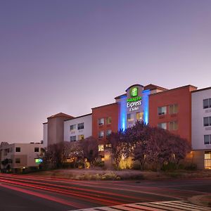 Holiday Inn Express Hotel & Suites Belmont By Ihg Exterior photo