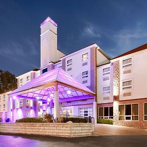 Best Western Plus Sandusky Hotel & Suites Exterior photo