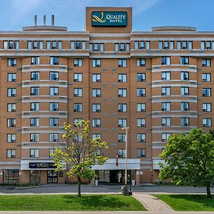 Quality Inn And Suites Montreal East Exterior photo