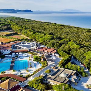 Garden Toscana Resort San Vincenzo Exterior photo