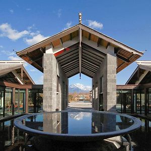 Pullman Lijiang Resort & Spa Exterior photo