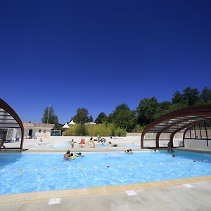 Terres De France - Les Hameaux Des Lacs Hotel Monclar-de-Quercy Exterior photo