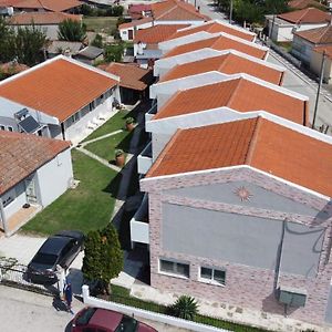 Hotel Loga Tycherón Exterior photo