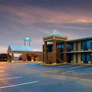 Days Inn Lafayette/University Exterior photo