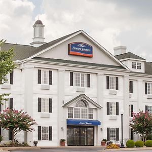 Howard Johnson By Wyndham Jackson Hotel Exterior photo