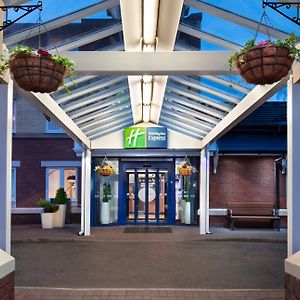 Holiday Inn Express Strathclyde Park M74, Jct 5, An Ihg Hotel Motherwell Exterior photo