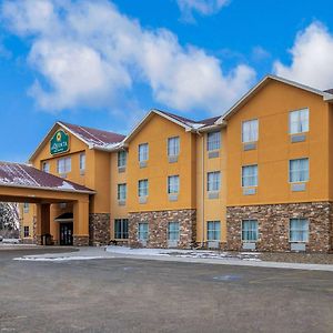 La Quinta Inn & Suites Casino And Bar By Wyndham Glendive Exterior photo