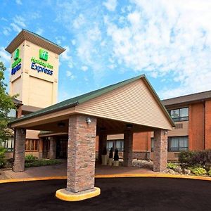 Holiday Inn Express Toronto East, An Ihg Hotel Exterior photo