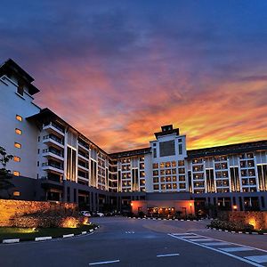 Pulai Springs Resort Official Skudai Exterior photo