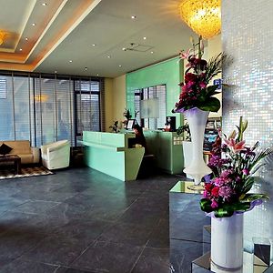 Al Raya Suites Manamah Exterior photo