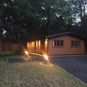 Oak Lodge Congleton Exterior photo