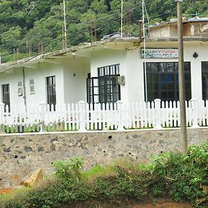 Akiko Rest Hotel Nuwara Eliya Exterior photo