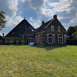 Prijs gunstig kamerverhuur, op karakteristieke paarden boerderij aan de rand van Dokkum Appartement Exterior photo