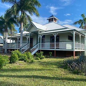 Stunning 4-bedroom Queenslander in Prime Annandale Location Townsville Exterior photo